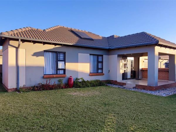 3 Bedroom Townhouse 3 Bedroom Townhouse