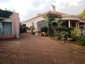4 Bed House in Sunnyridge