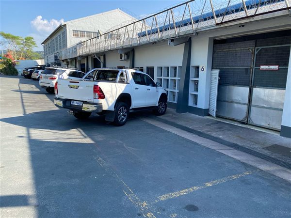 352  m² Industrial space in Pinetown Central