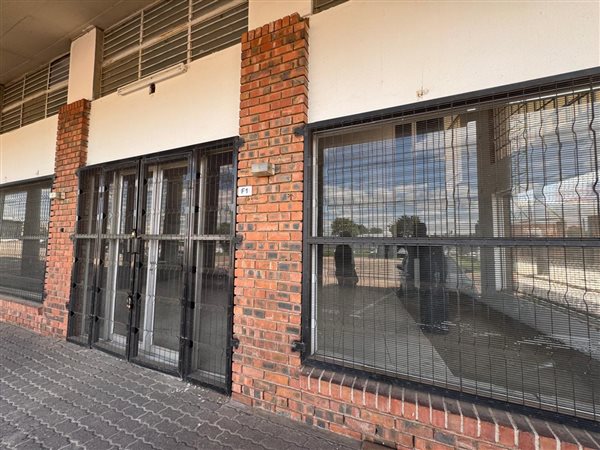 436 m² Industrial space 436 m² Industrial space