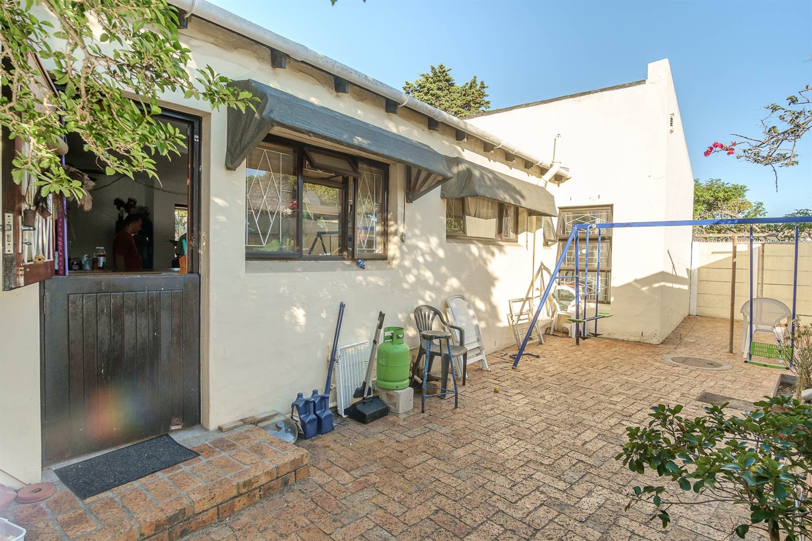 4 Bed House in Edgemead photo number 7