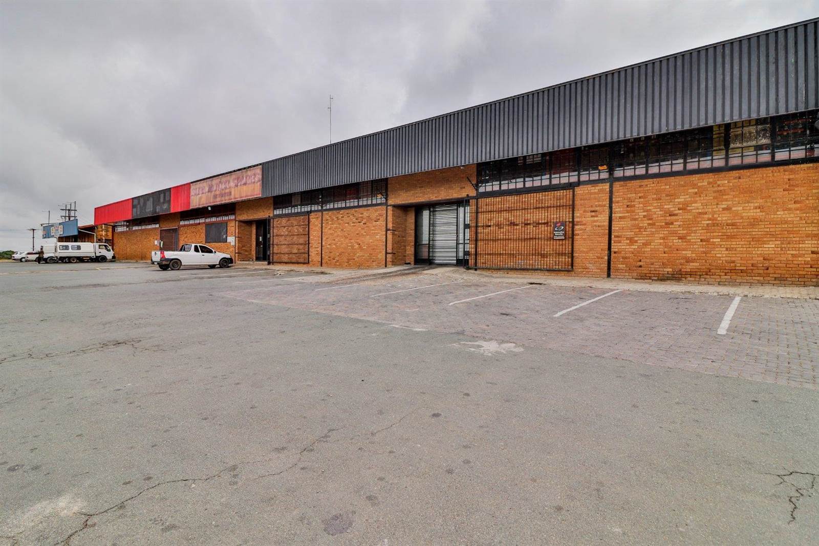 Commercial space in Muldersdrift photo number 4