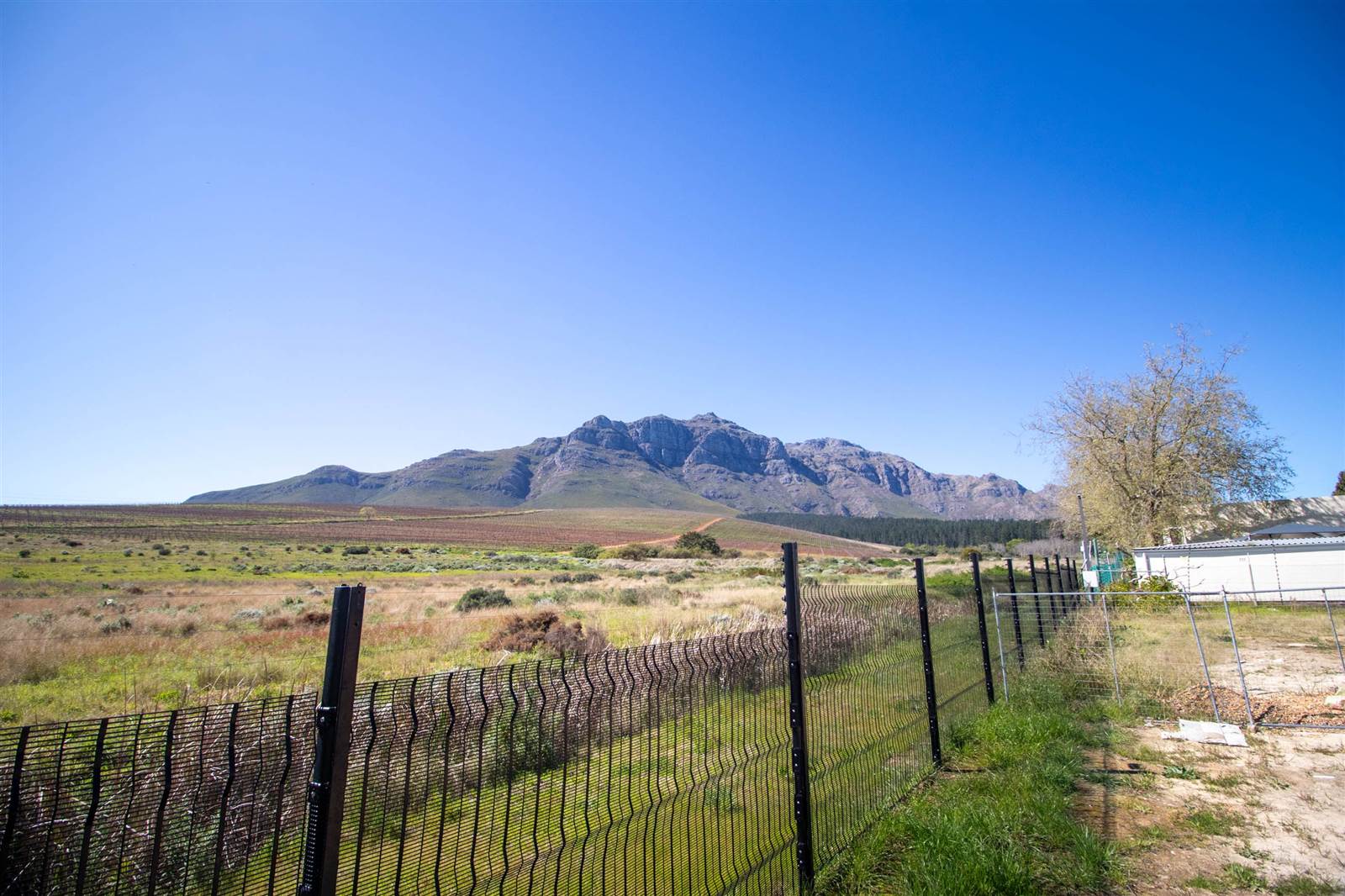 560 m² Land available in Paradyskloof photo number 2