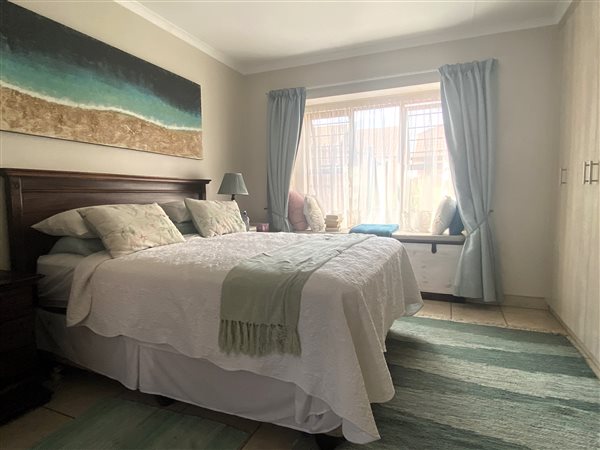 3 Bedroom Townhouse 3 Bedroom Townhouse