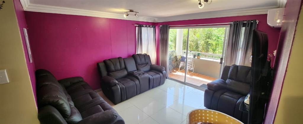 3 Bed Apartment in Umgeni Park photo number 5