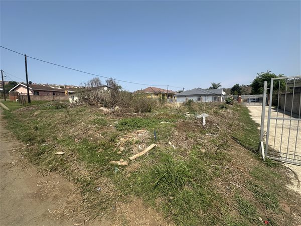 450 m² Land