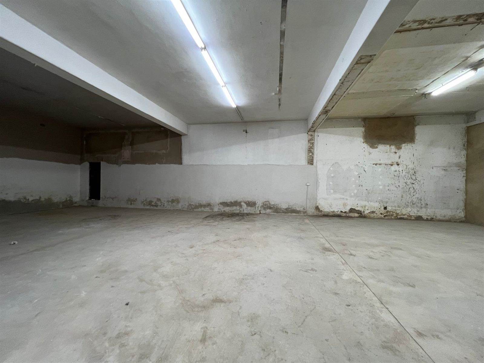 800  m² Commercial space in Booysens photo number 2