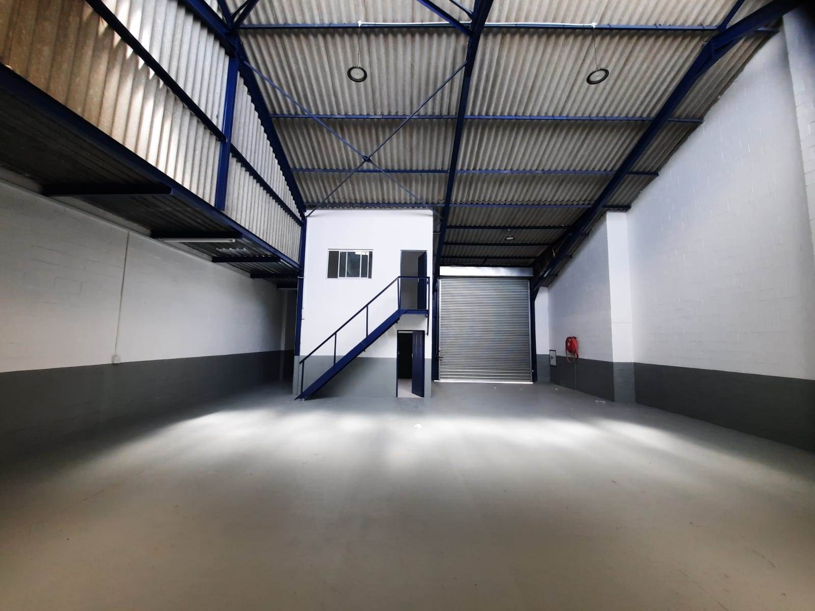 400  m² Industrial space in Parow East photo number 9