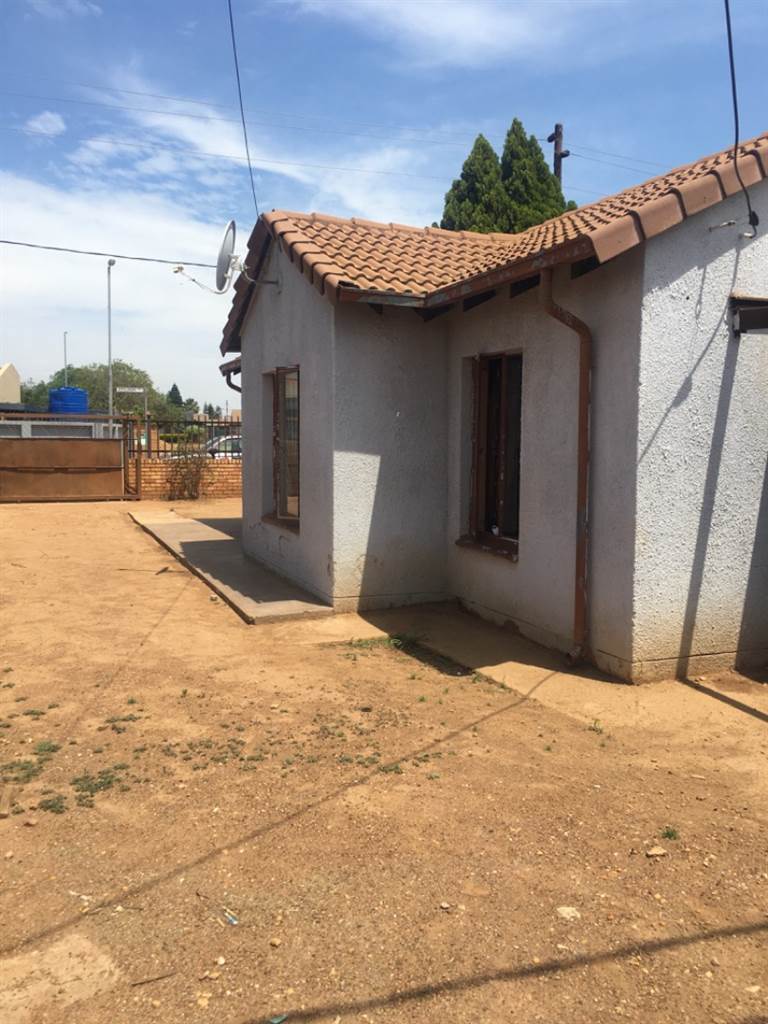 3 Bed House in Temba photo number 1