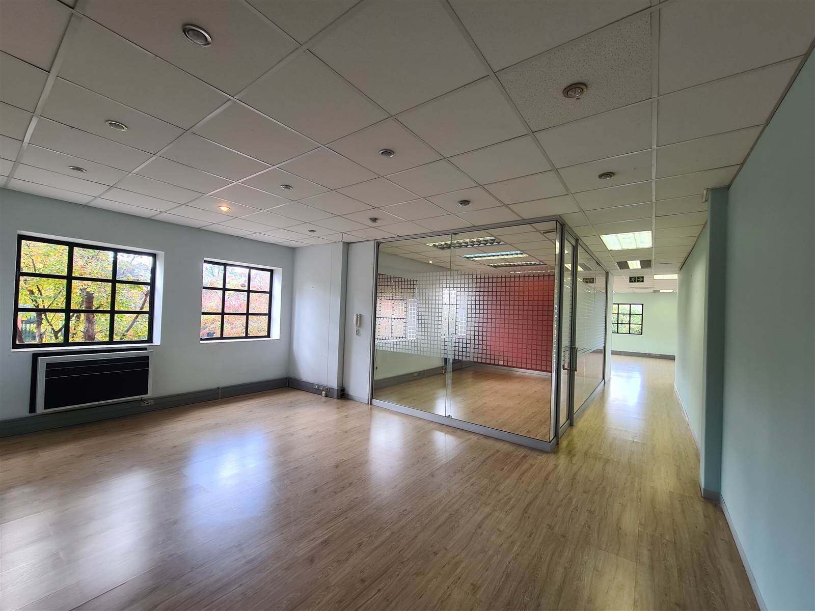 512.4  m² Commercial space in Bryanston photo number 2