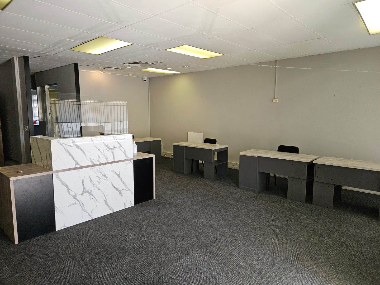 122  m² Commercial space in Bellville Central photo number 5