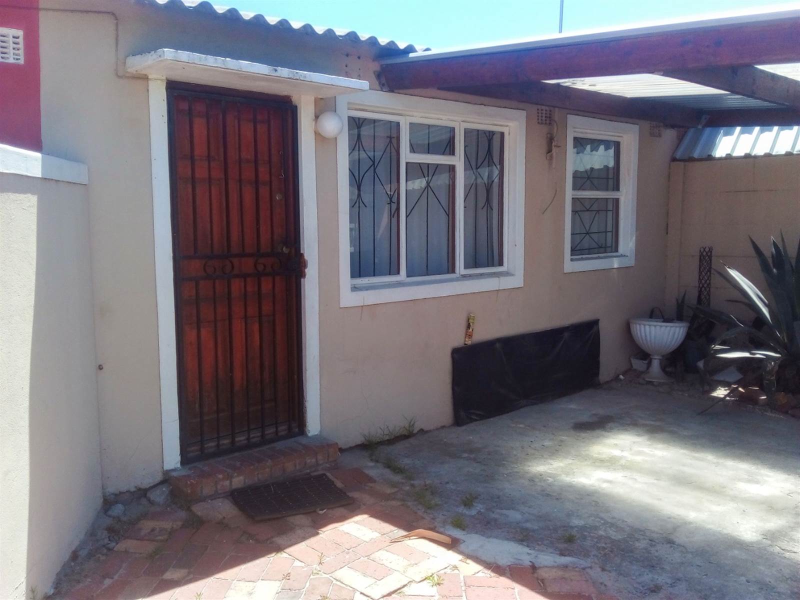 2 Bed House in Steenberg photo number 1