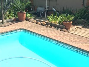 4 Bed House in Barry Hertzog Park