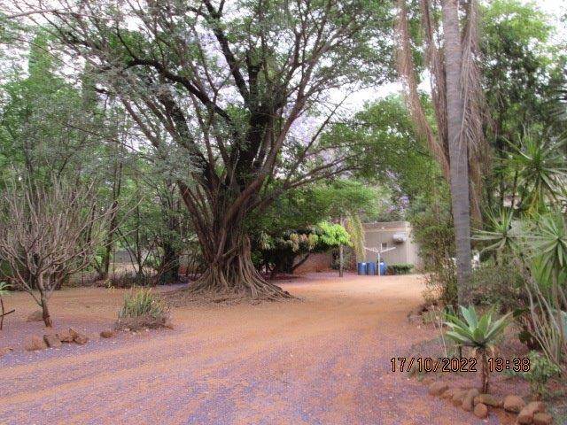 9000 m² Smallholding in Waterkloof photo number 14