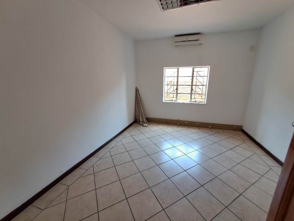 1067  m² Commercial space in Middelburg Central photo number 24