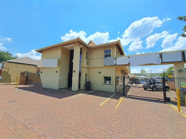 1067  m² Commercial space in Middelburg Central