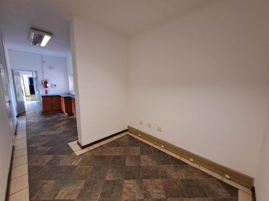1067  m² Commercial space in Middelburg Central photo number 17