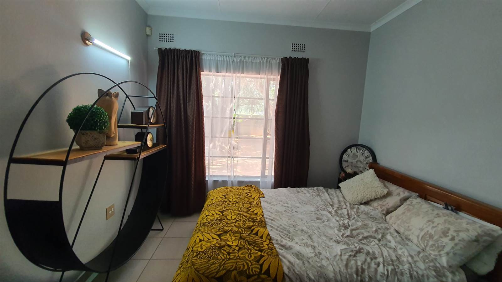 4 Bed House in Protea Park photo number 13