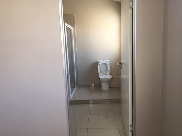2 Bed Apartment in Braamfontein photo number 16