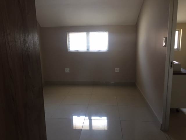 2 Bed Apartment in Braamfontein photo number 20
