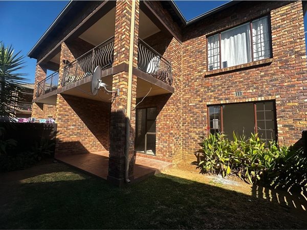 2 Bedroom Townhouse