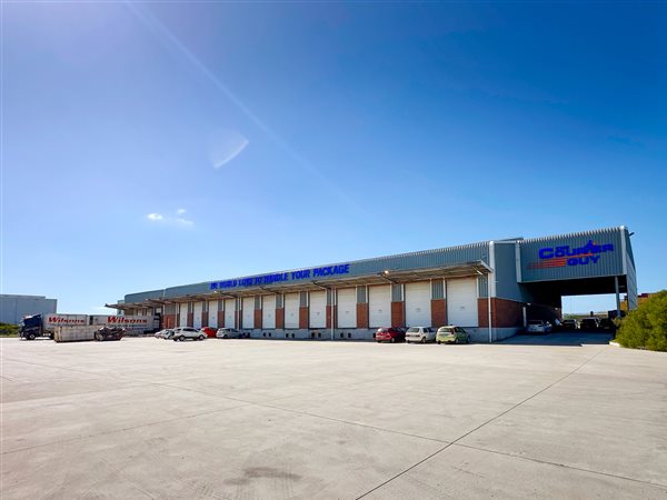 3 203 m² Industrial space 3 203 m² Industrial space