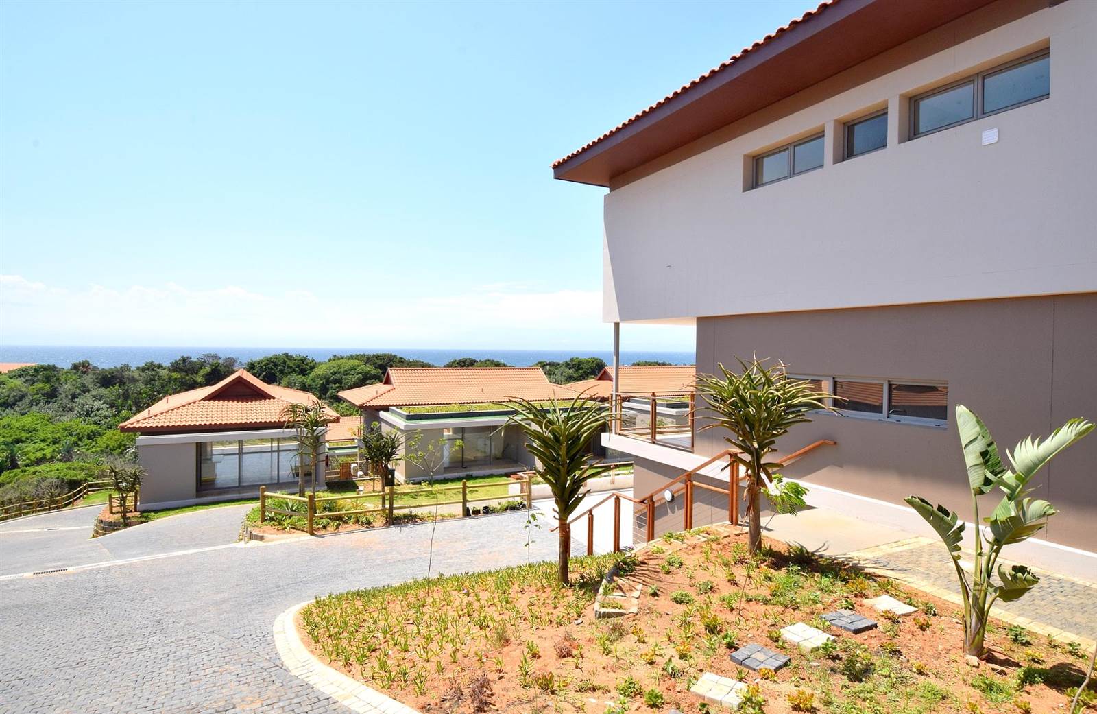 3 Bed Apartment in Zimbali Estate photo number 2