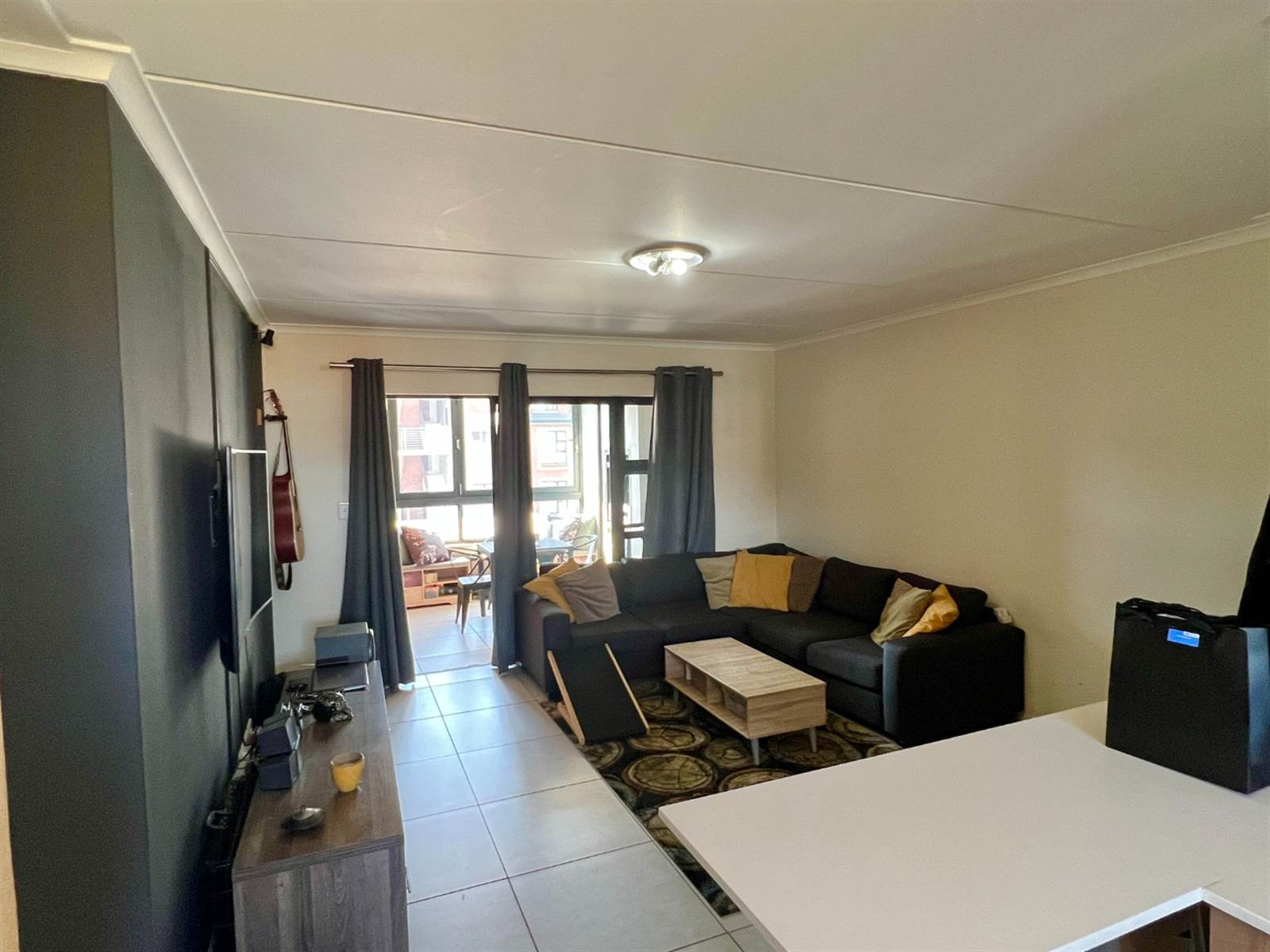 2 Bed Apartment in Doringkloof photo number 6