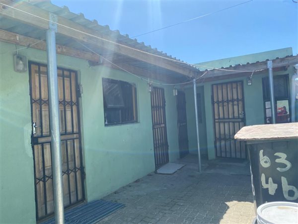 2 Bed House in Mfuleni