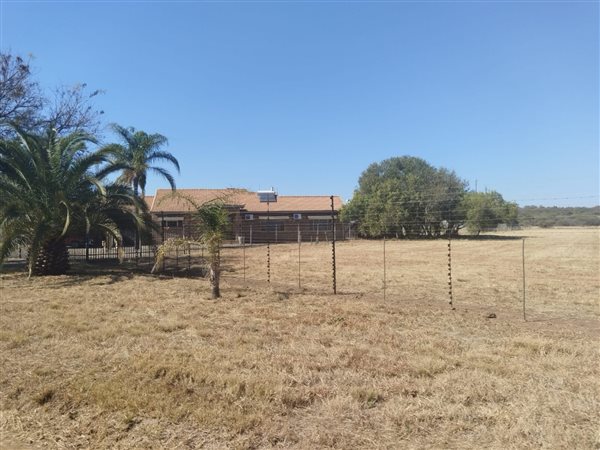 5.3 ha Farm 5.3 ha Farm