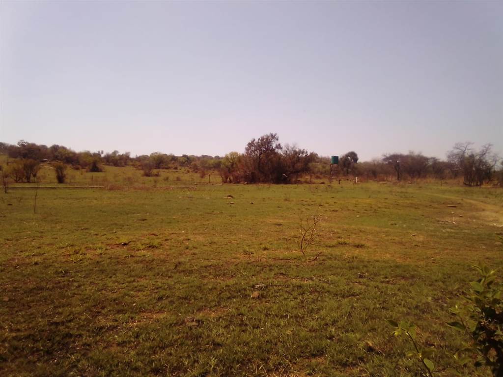 23 ha Land available in Hughes photo number 17
