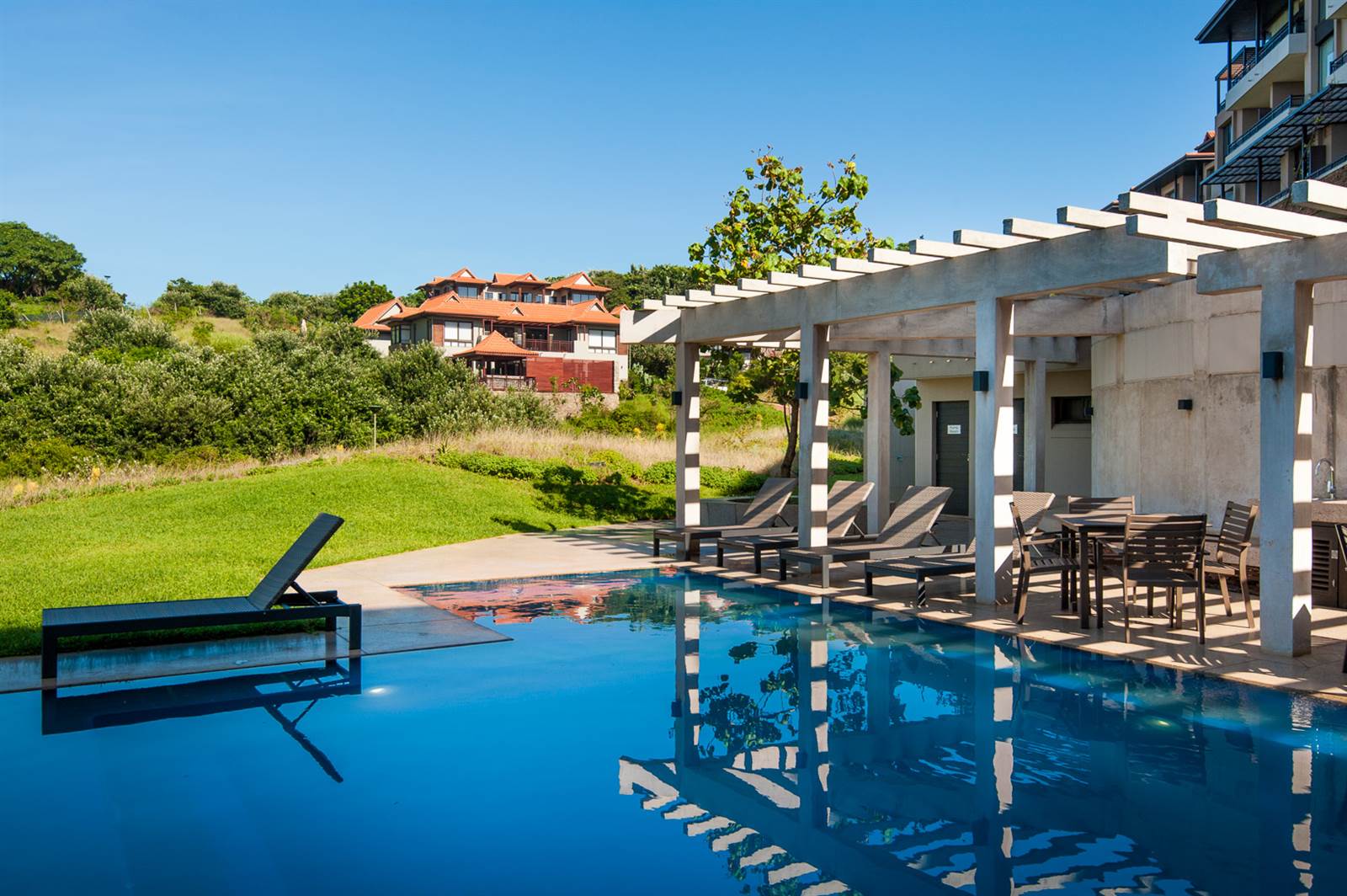 1 Bed Apartment in Zimbali Estate photo number 12