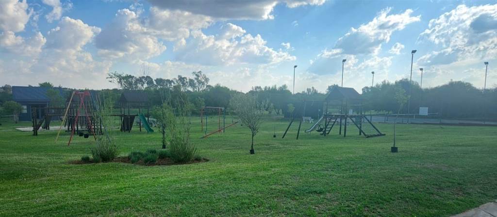 1001 m² Land available in Vaal de Grace Golf Estate photo number 1