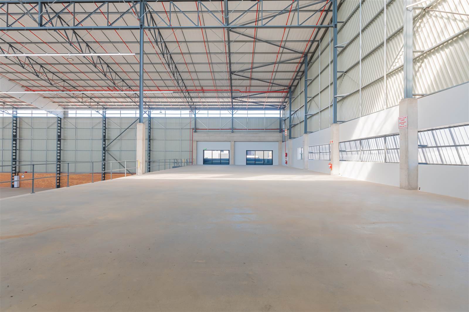 10092  m² Industrial space in Linbro Park photo number 2