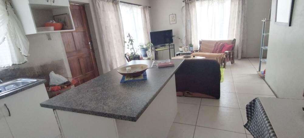 3 Bed House in Mossel Bay Central photo number 5