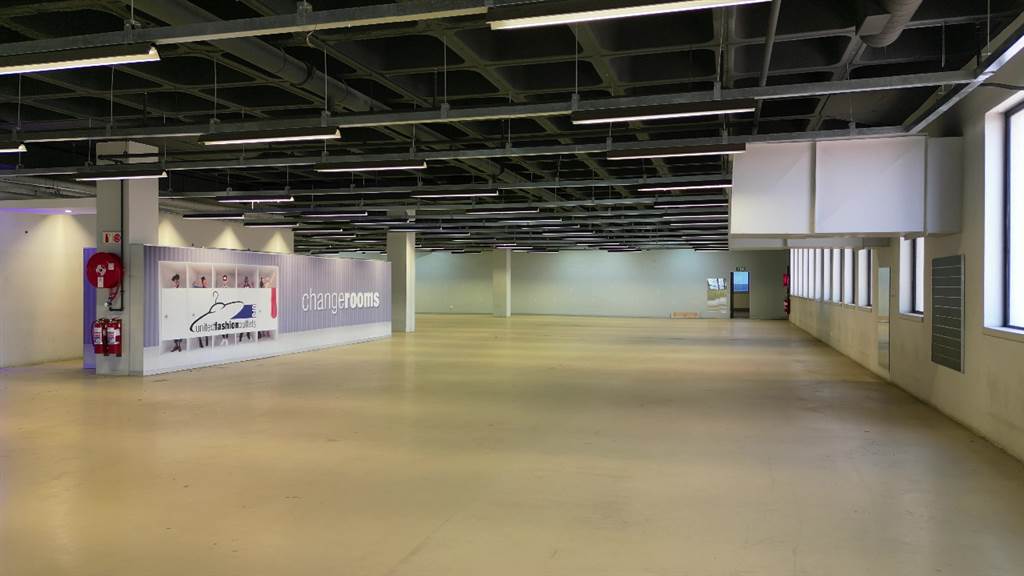 2543  m² Retail Space in Marlboro photo number 4