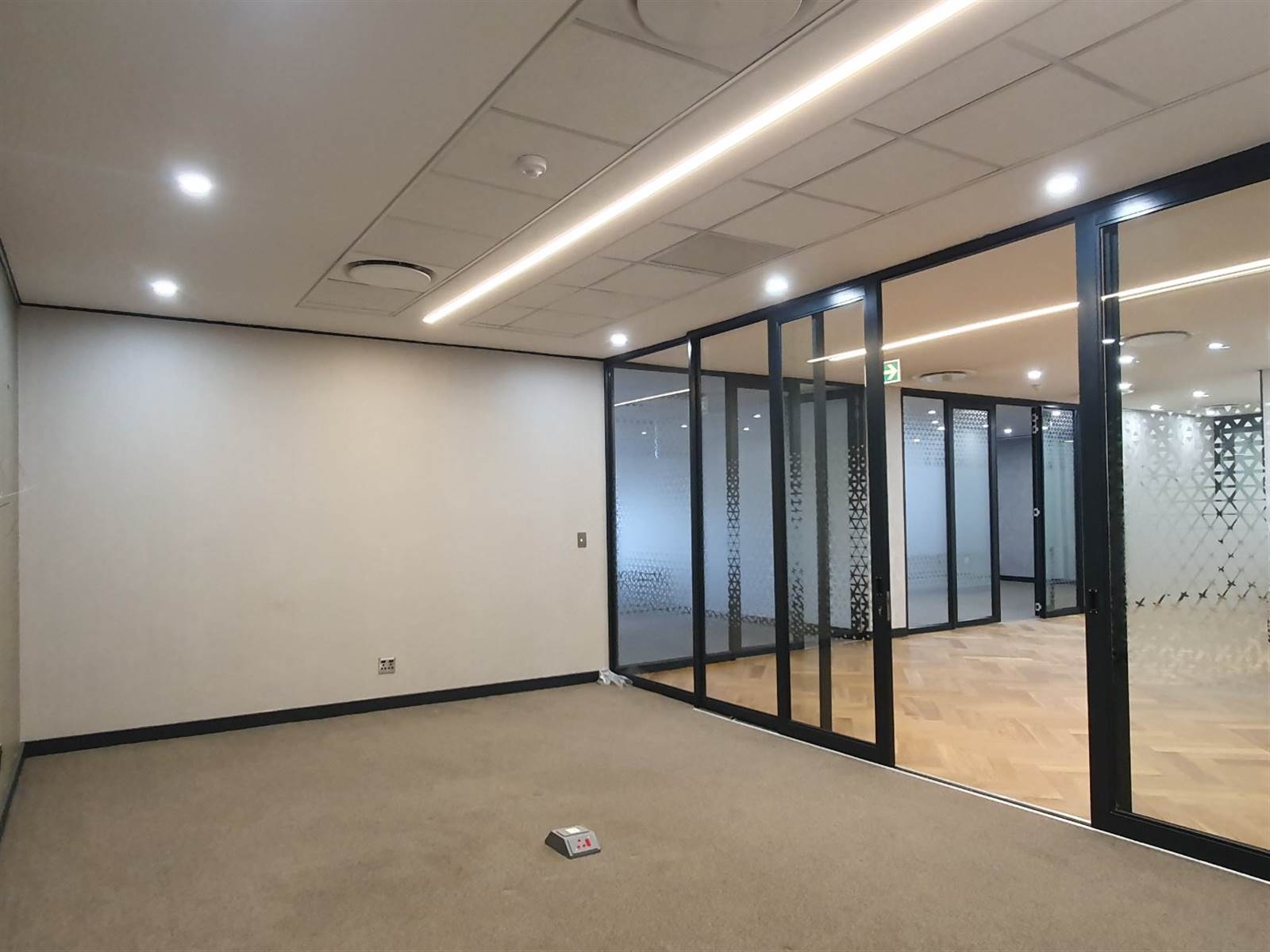 725  m² Commercial space in Bryanston photo number 5