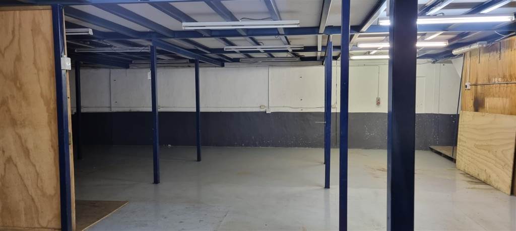 355  m² Commercial space in Westmead photo number 12