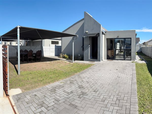 3 Bedroom House 3 Bedroom House