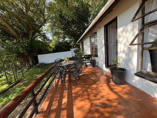 3 Bedroom House 3 Bedroom House