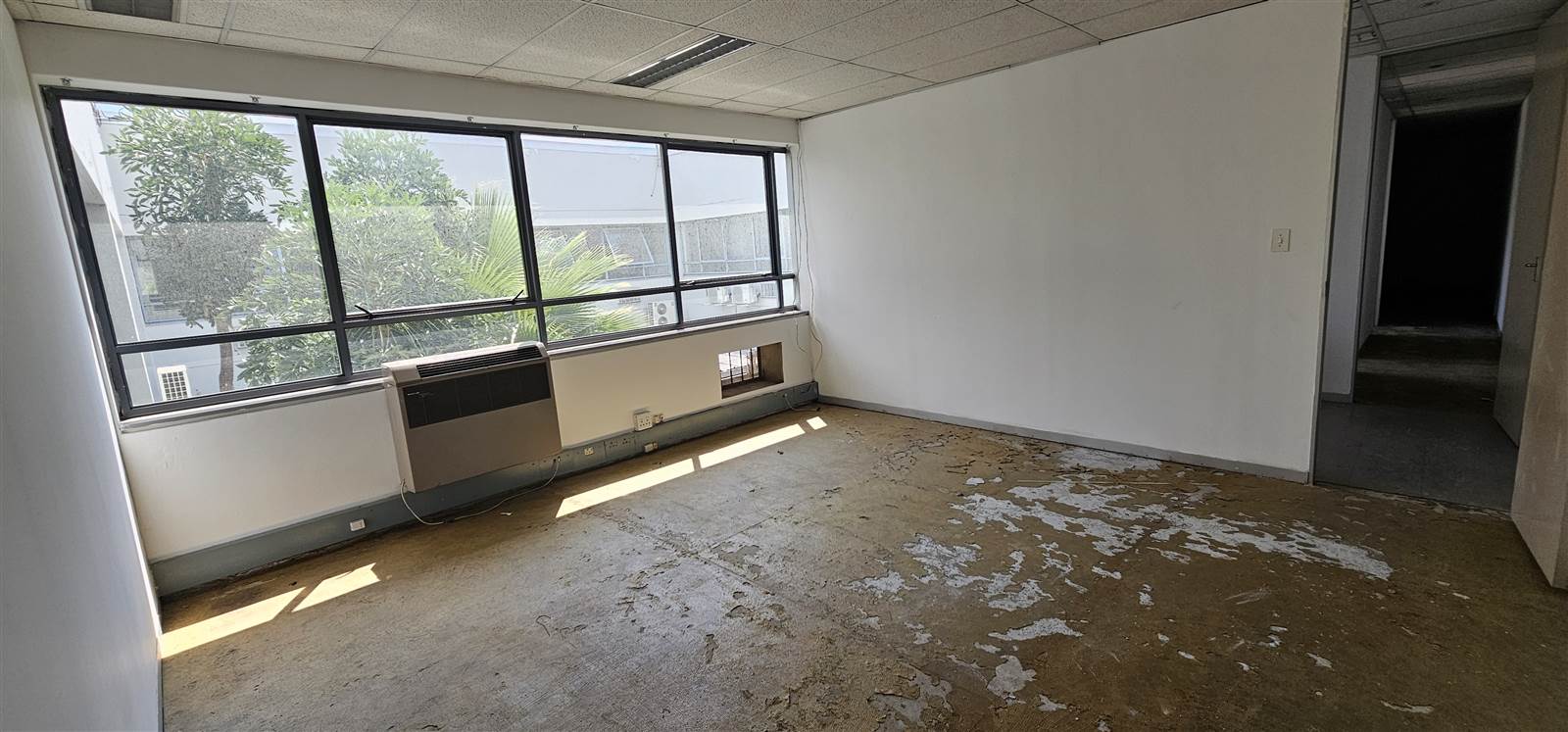 105  m² Commercial space in Bedfordview photo number 10