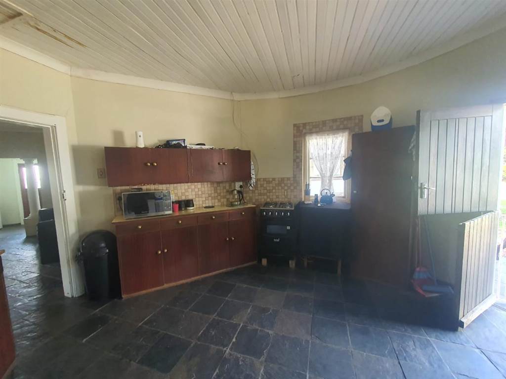 3 Bed House in Heilbron photo number 8