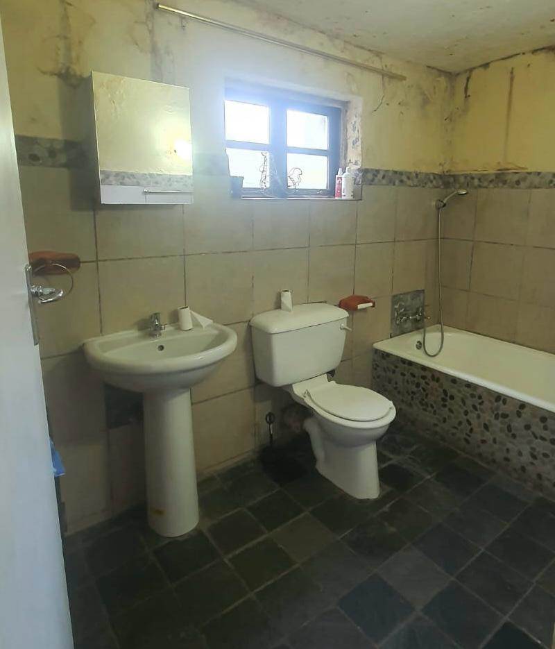 3 Bed House in Heilbron photo number 16