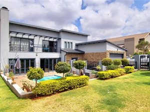 4 Bed House in Midlands Estate