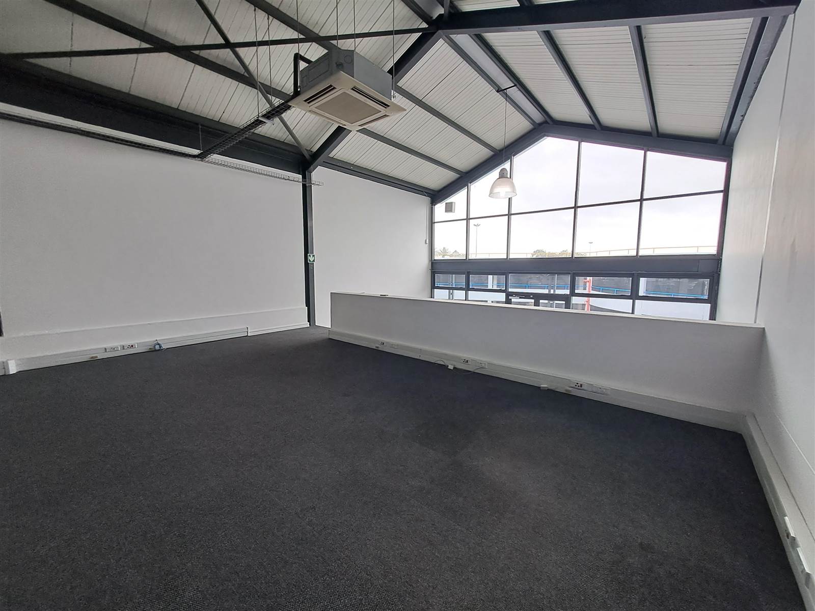 125  m² Commercial space in Ndabeni photo number 6