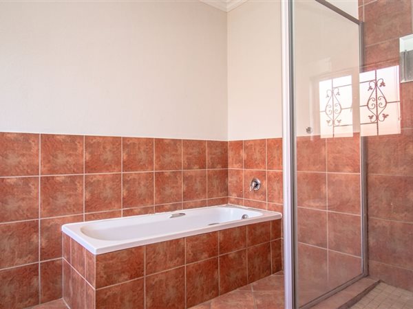 3 Bedroom House 3 Bedroom House