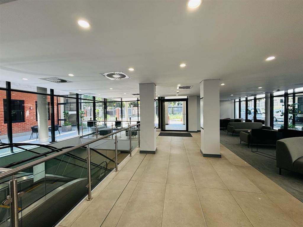 722  m² Commercial space in Waverley photo number 7