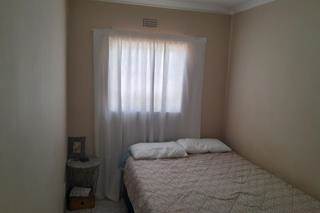 2 Bed House in Clayville photo number 7