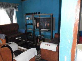 3 Bed House in Kwadabeka photo number 2
