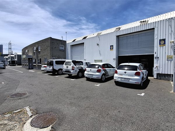 250  m² Industrial space